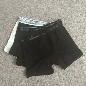 Calvin Klein Boy’s Boxer Briefs in Black and White, Size L 12-14